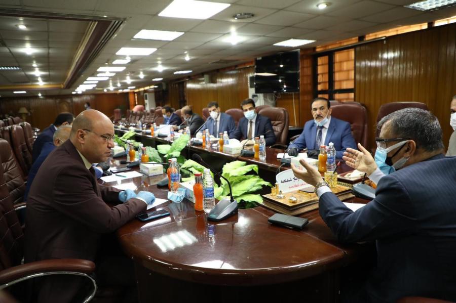 محافظ بغداد يترأس اجتماع هيئة الرأي التربوية لمناقشة الامتحانات النهائية وتصويب الاوامر الديوانية والمحاضرين بالمجان