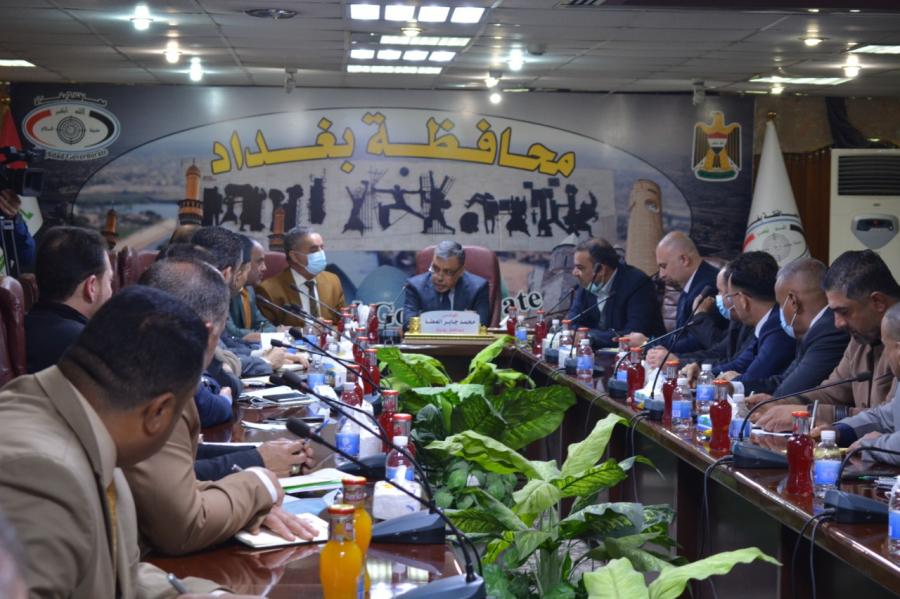 محافظ بغداد يتراس اجتماعا لمناقشة تردي الكهرباء وتحديد سعر الامبير لشهر كانون الثاني المقبل