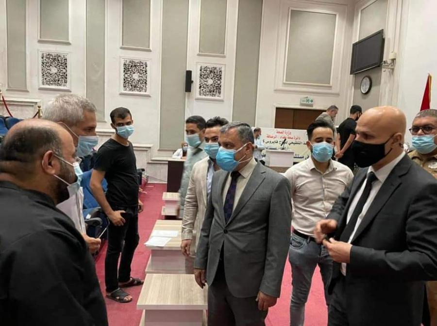 محافظ بغداد يتفقد عمل المنافذ التلقيحية من جائحة كورونا في مستشفى الواسطي