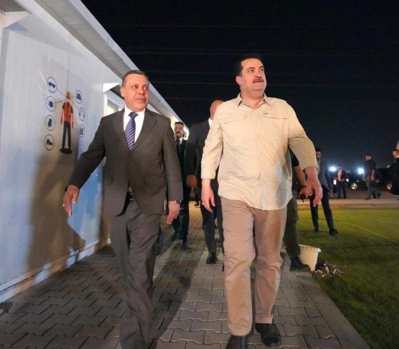رئيس مجلس الوزراء السيد محمد شياع السوداني يجري زيارة ليلية لمدخل بغداد-الموصل ويتابع ميدانياً سير الأعمال فيه