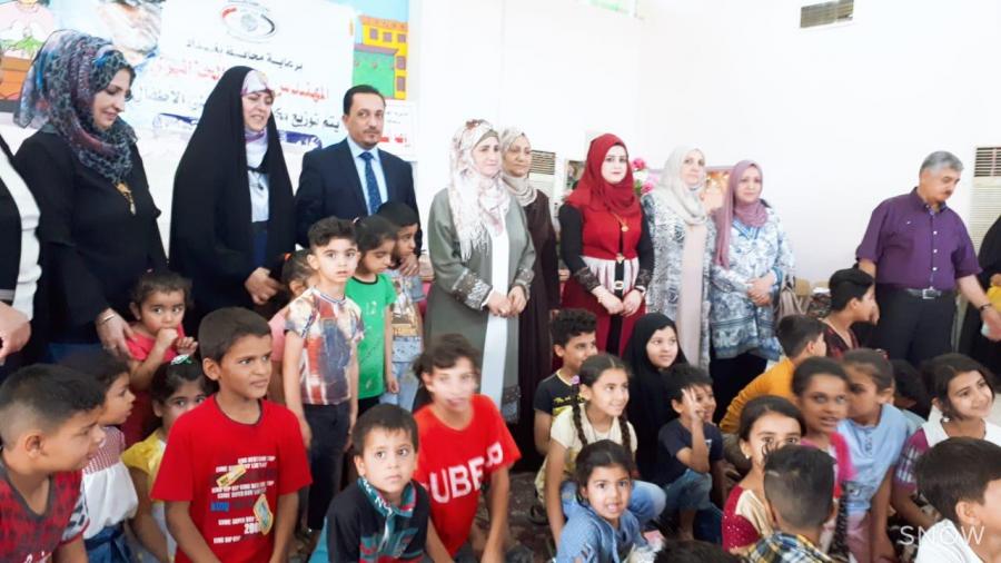 برعاية محافظ بغداد .. توزيع كسوة العيد على الأطفال من العوائل المتعففة في البنوك